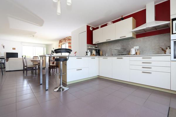 Appartement Saint Nazaire 5 pièces 102.25 m², 4ème et dernier étage, terrasse, balcons, garages et cave