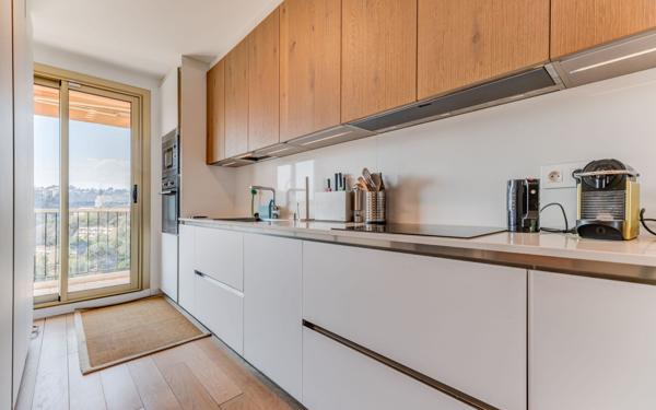 Appartement à vendre    4 pièces • 117,38 m2 Nice