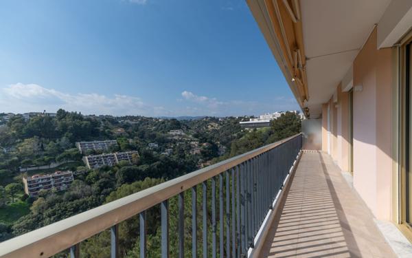 Appartement à vendre    4 pièces • 117,38 m2 Nice