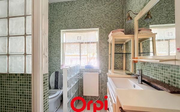 Maison à vendre    11 pièces • 259 m2 Bandol