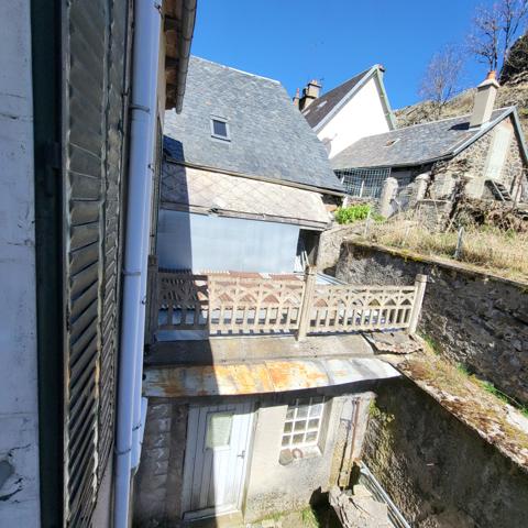 Maison de bourg avec terrain Apchon (15400)