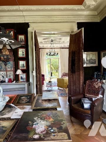 EXCEPTIONNEL - Meudon Bellevue - Maison fin XIXème - 335m2 -12 pièces- Garage - Dépendances