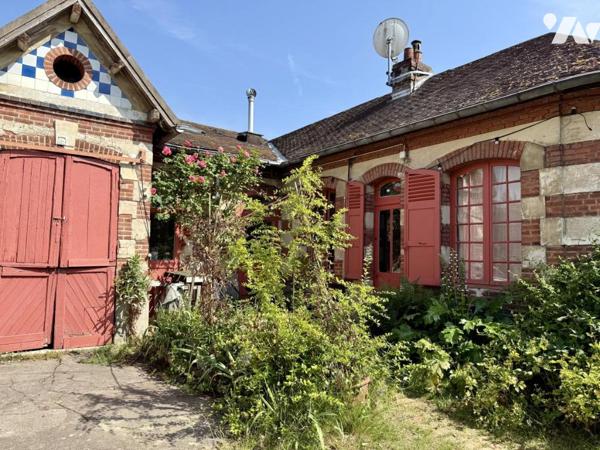 EXCEPTIONNEL - Meudon Bellevue - Maison fin XIXème - 335m2 -12 pièces- Garage - Dépendances