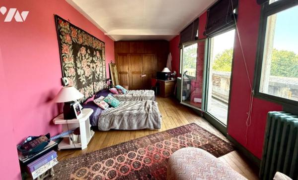 EXCEPTIONNEL - Meudon Bellevue - Maison fin XIXème - 335m2 -12 pièces- Garage - Dépendances