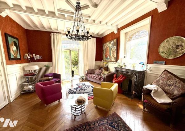 EXCEPTIONNEL - Meudon Bellevue - Maison fin XIXème - 335m2 -12 pièces- Garage - Dépendances