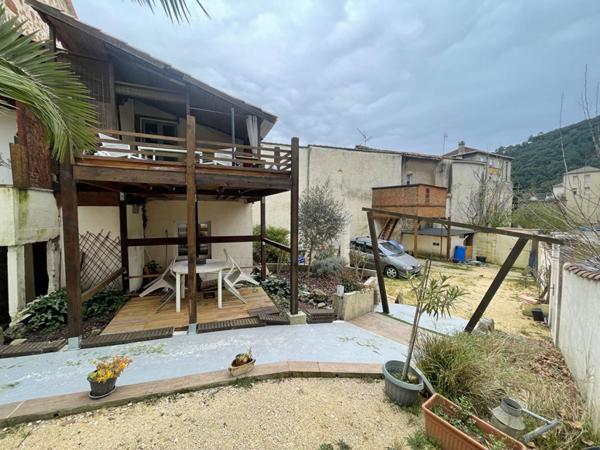 AU COEUR DE LA VILLE, MAISON AVEC 2 APPARTEMENTS