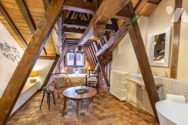 ANGERS HYPERCENTRE MAISON CLASSEE EXPLOITEE EN CHAMBRES D'HOTES