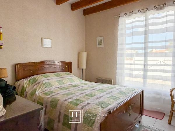 Maison
                                                                                                                                                                                                                                                                                                                        6 pièce(s)                                                                                                                                                                                                          4 chambre(s)                                                                                                                                                                                                          136  m²