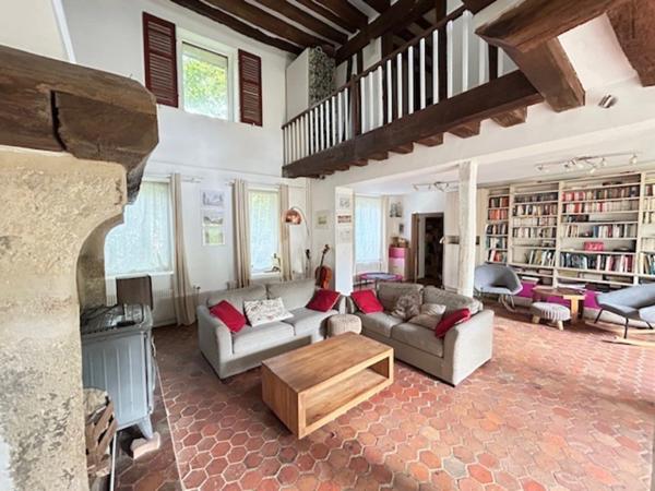 Maison à vendre 9 pièces Proche de LA FERTE SOUS JOUARRE (77)