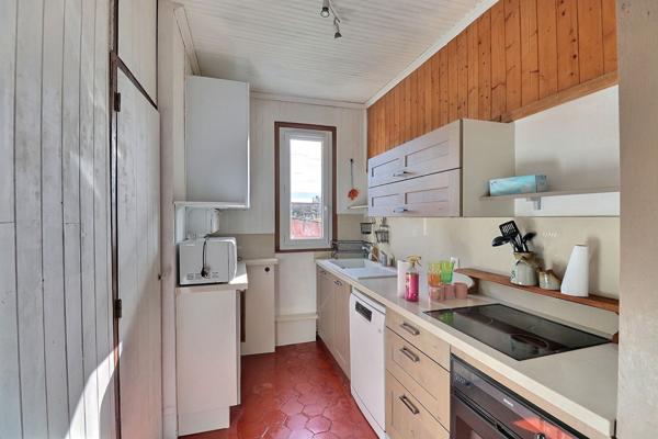 DUPLEX MEUBLÉ CLIMATISÉ 3p 2ch 62,28 m2 Centre Maisons-Laffitte