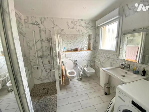 MAISON ANCIENNE SUR + DE 1 100 M² DE TERRAIN