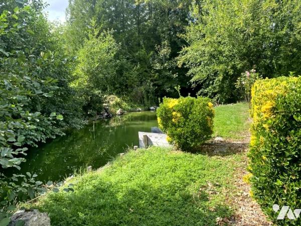MAISON ANCIENNE SUR + DE 1 100 M² DE TERRAIN