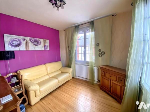 MAISON ANCIENNE SUR + DE 1 100 M² DE TERRAIN