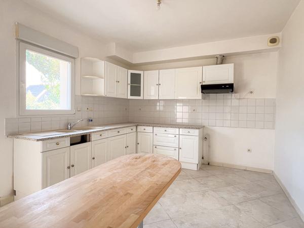 Maison familiale à Beaucouzé de 200m2, 5 chambres (possible 6), double garage et jardin