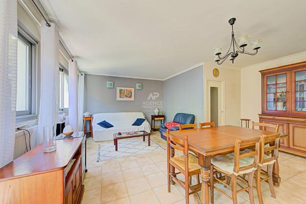Appartement Le Pecq 4 pièces 66 m2 - Résidence "Les Eaux Vives" 285 000 € **  - Référence  18825