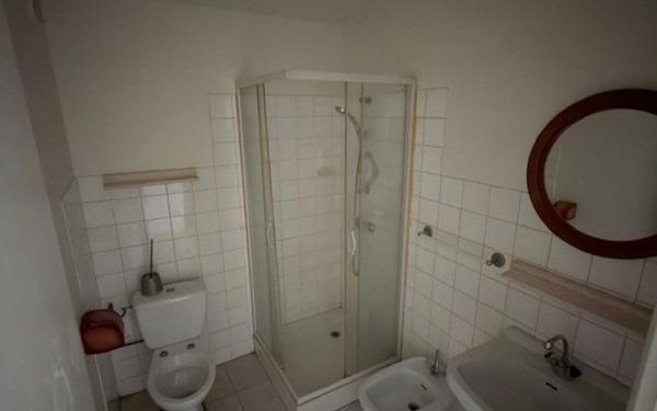 Appartement à louer    3 pièces • 78,41 m2 Valence