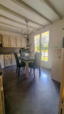 Maison à LE GENEST-SAINT-ISLE, 53940 - 6 pièces 115m²