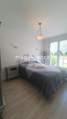 Maison à LE GENEST-SAINT-ISLE, 53940 - 6 pièces 115m²