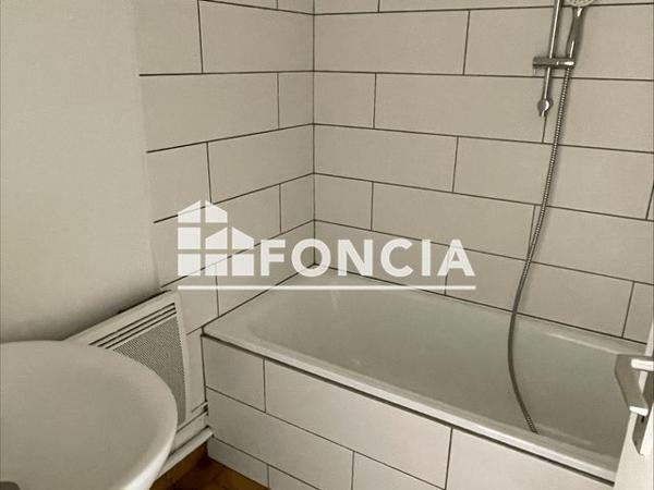 Location Appartement 3 pièces 59.5 m² - 11 RUE DU TRIANGLE Mulhouse 68100