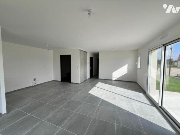 Maison de plain-pied 5 pièces 91 m² COUR CHEVERNY