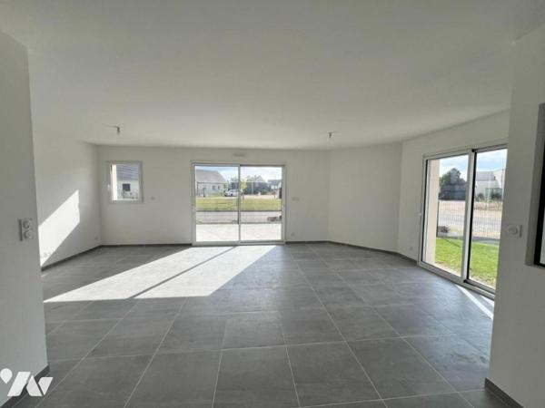 Maison de plain-pied 5 pièces 91 m² COUR CHEVERNY