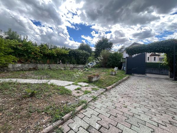 Maison Domarin 5 pièce(s) 152.95 m2