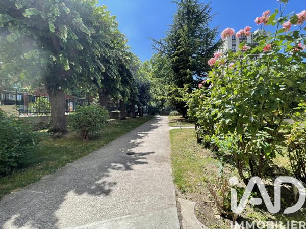 Appartement à vendre 4 pièces 84 m² Pantin