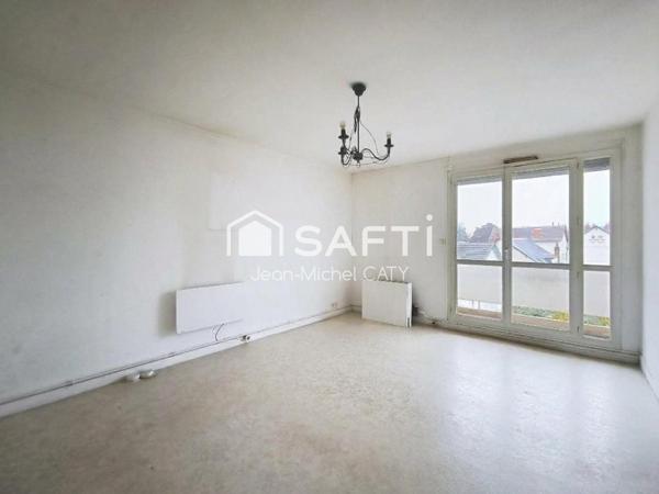 COSNE-COURS-SUR-LOIRE – Appartement 2 pièces de 45 m² avec parking couvert et cave