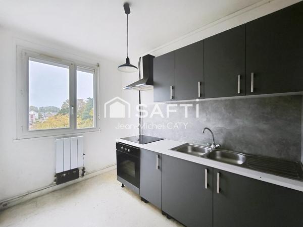 COSNE-COURS-SUR-LOIRE – Appartement 2 pièces de 45 m² avec parking couvert et cave