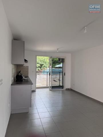 A louer très bel appartement F3 sur la résidence COQUELICOTS 4 à Sainte Clotilde.