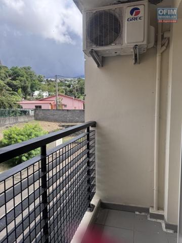 A louer très bel appartement F3 sur la résidence COQUELICOTS 4 à Sainte Clotilde.