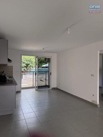 A louer très bel appartement F3 sur la résidence COQUELICOTS 4 à Sainte Clotilde.