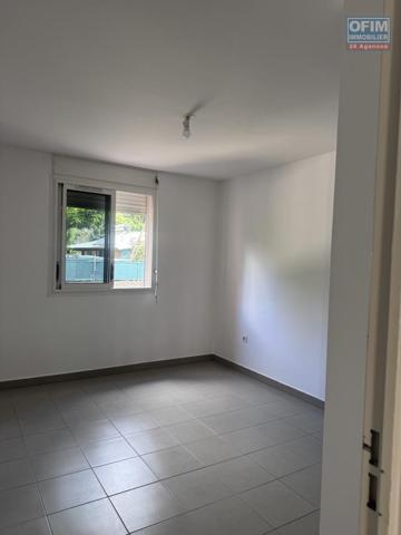 A louer très bel appartement F3 sur la résidence COQUELICOTS 4 à Sainte Clotilde.