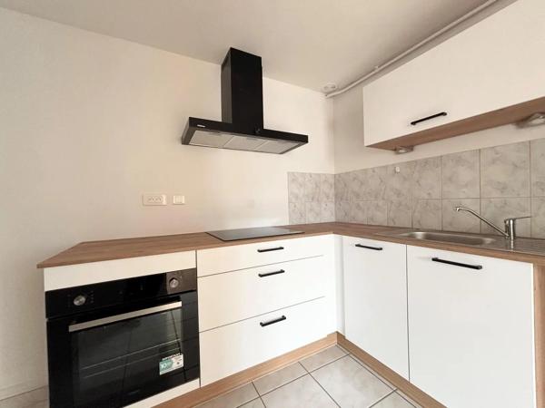 Appartement à louer 3 pièces 49.06m² Valentigney (25700)