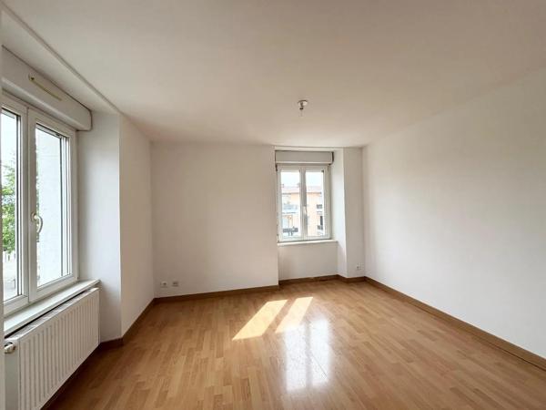 Appartement à louer 3 pièces 49.06m² Valentigney (25700)