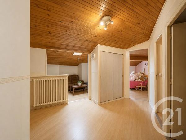 Maison à vendre  7 pièces - 180 m 2   GRIGNY  - 69