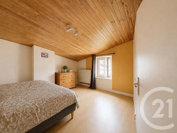 Maison à vendre  7 pièces - 180 m 2   GRIGNY  - 69