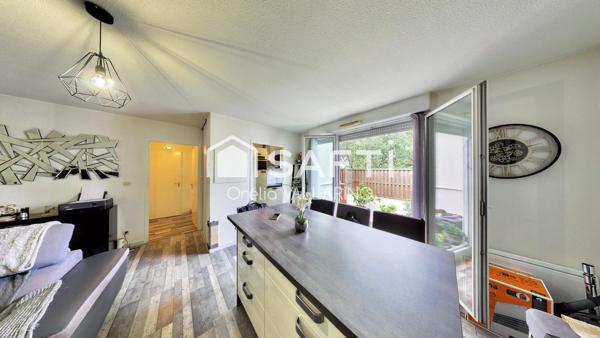 T2 avec balcon et piscine, Résidence sécurisée