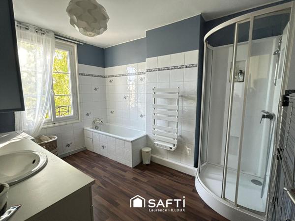 Rare : Maison de village en bord de Loir