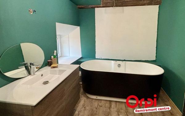 Appartement à vendre    3 pièces •  Le Val-d'Ajol