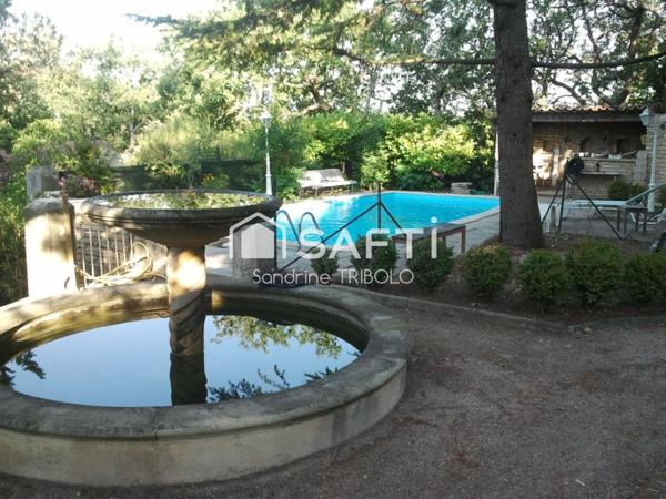 Opportunité rare pour investisseurs. Maison divisée en appartements pour du locatif