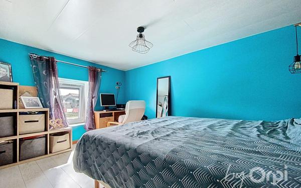 Maison à vendre    3 pièces •  Saint-Éloy-les-Mines