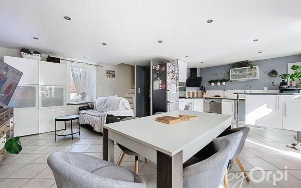 Maison à vendre    3 pièces •  Saint-Éloy-les-Mines