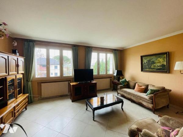 LES MUREAUX - Parc de Becheville