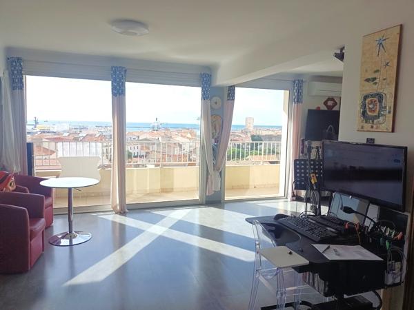 Sète (34200) VIAGER occupé Sète Homme 71 ans / VUE EXCEPTIONNELLE