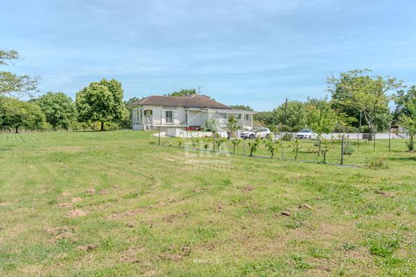 Maison familiale sur un parc arboré de 8 048 m² - Villemur-sur-Tarn