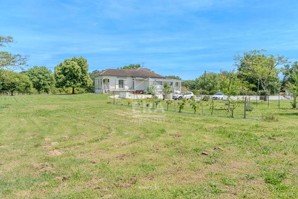 Maison familiale sur un parc arboré de 8 048 m² - Villemur-sur-Tarn