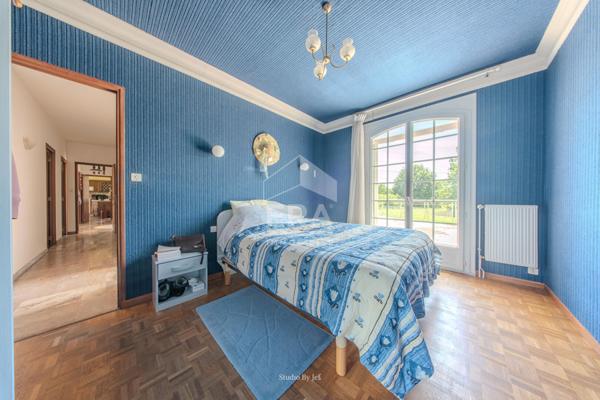 Maison familiale sur un parc arboré de 8 048 m² - Villemur-sur-Tarn
