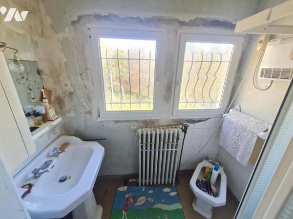 A VENDRE/ MAISON A RENOVER/ MONTOIRE / LOIR ( 41800) 