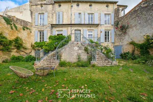 Demeure de magistrats à magnifier et son jardin suspendu sur la vallée